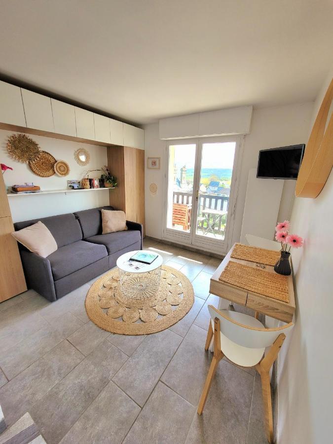 M2M Studio Magnifique Vue Mer - Avec Balcon - Les Pieds Dans L Eau! 布伦维尔索梅 外观 照片